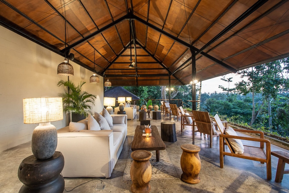 exceptional 2 br suites in ubud hidden gem