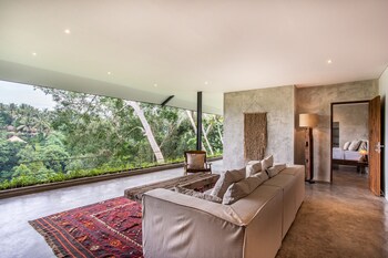 exceptional 2 br suites in ubud hidden gem