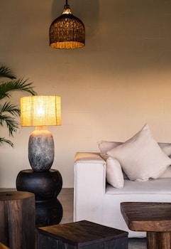 exceptional 2 br suites in ubud hidden gem