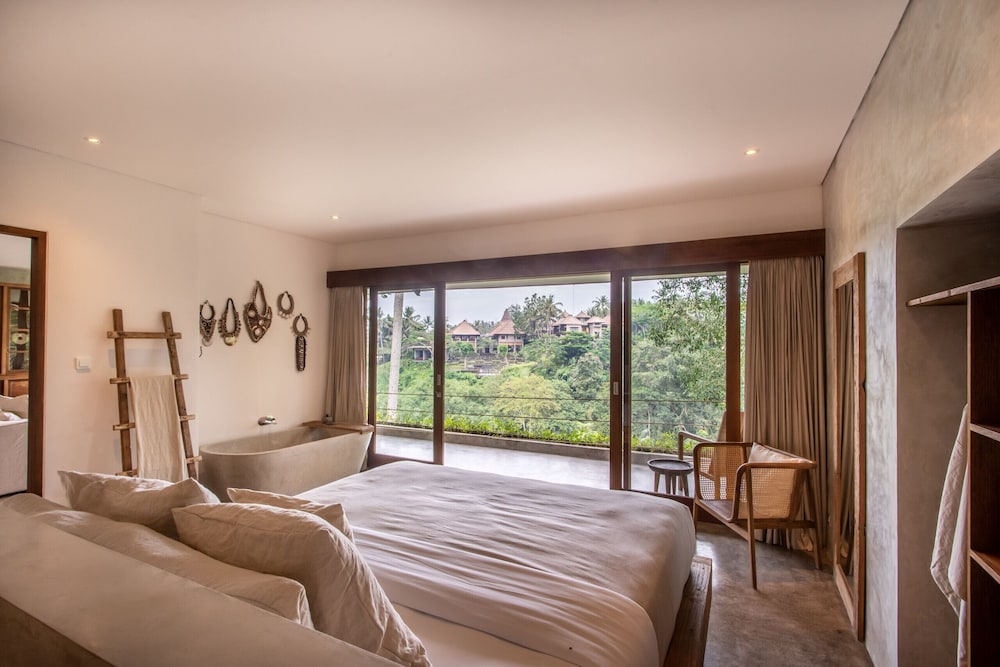 exceptional 2 br suites in ubud hidden gem