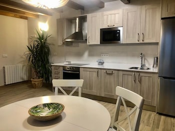 apartamentos la ventana de mogrovejo