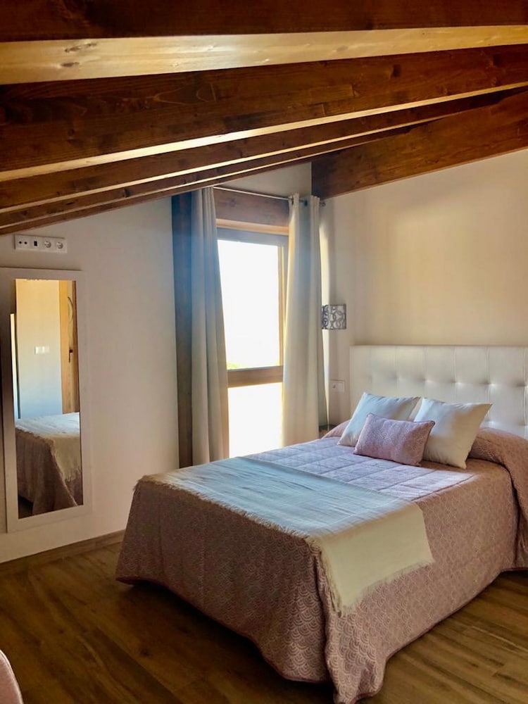 apartamentos la ventana de mogrovejo