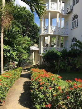 immaculate 1 bed villa in ocho rios