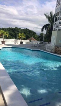 immaculate 1 bed villa in ocho rios