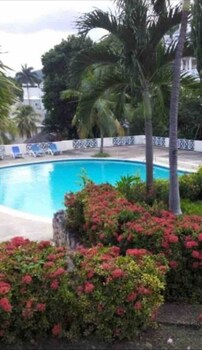 immaculate 1 bed villa in ocho rios