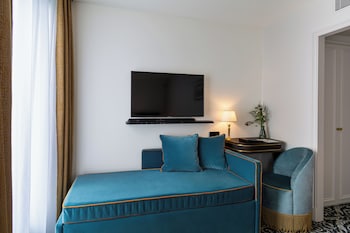 hotel and spa napoleon