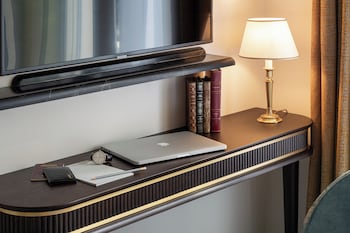 hotel and spa napoleon