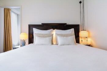 hotel and spa napoleon