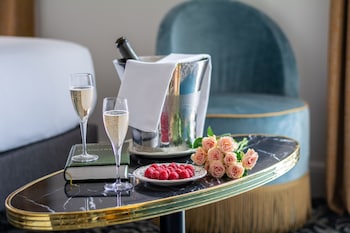 hotel and spa napoleon