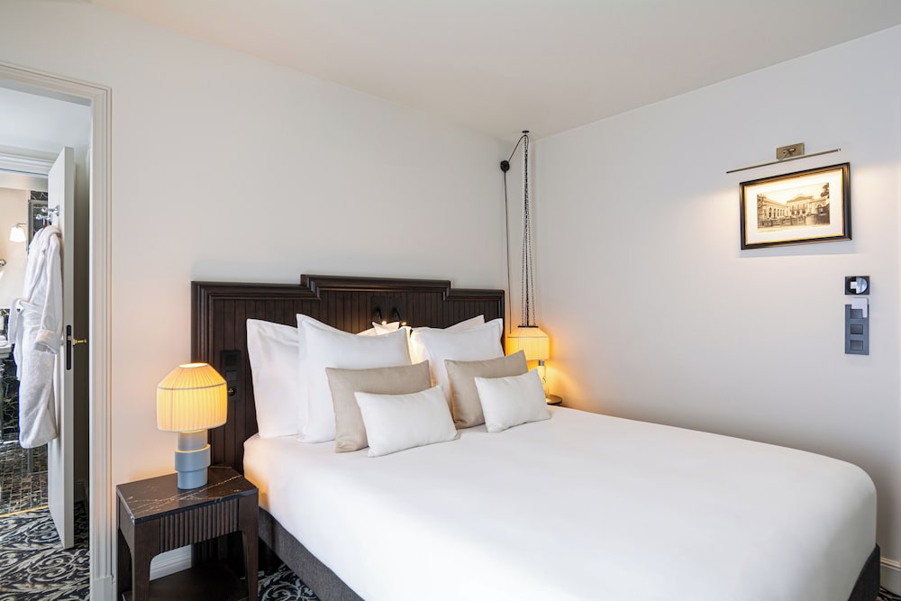 hotel and spa napoleon