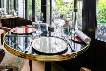 hotel and spa napoleon