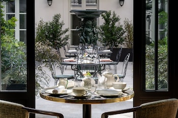 hotel and spa napoleon