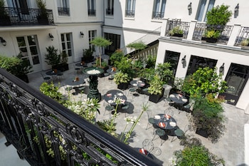 hotel and spa napoleon