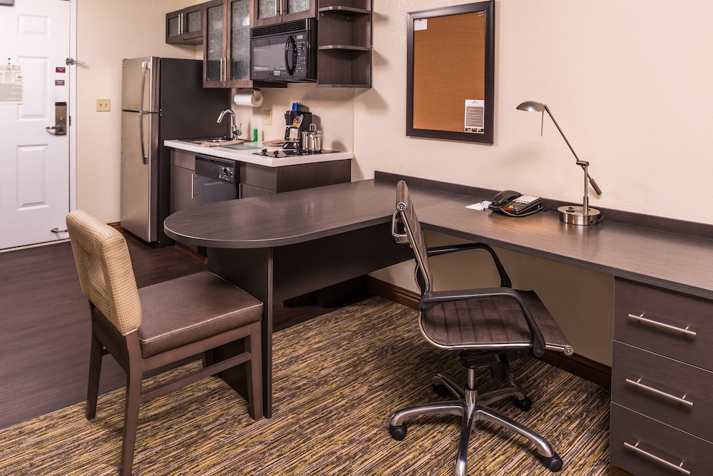 candlewood suites kansas city speedway by ihg