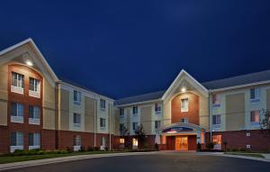 candlewood suites kansas city speedway by ihg