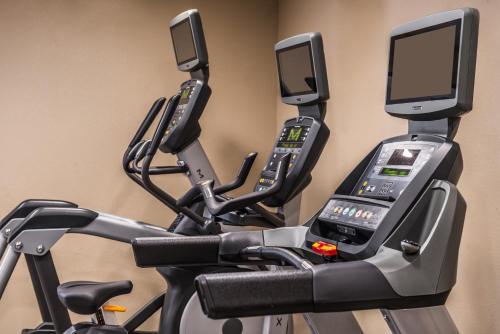 candlewood suites kansas city speedway by ihg