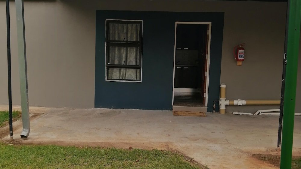 immaculate clean and beautiful