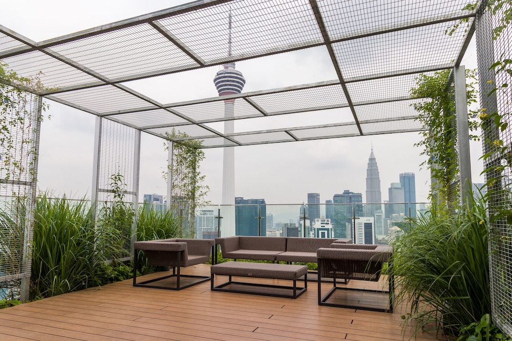 ceylonz suites by five senses