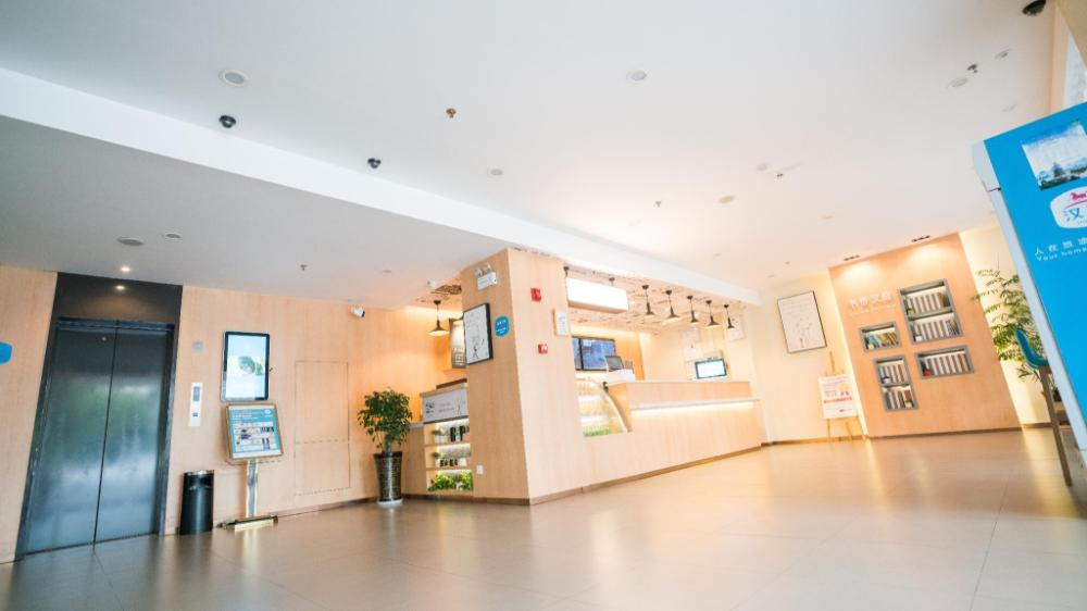 hanting hotel nanchang honggutan cuiyuan road metro station 2nd branch