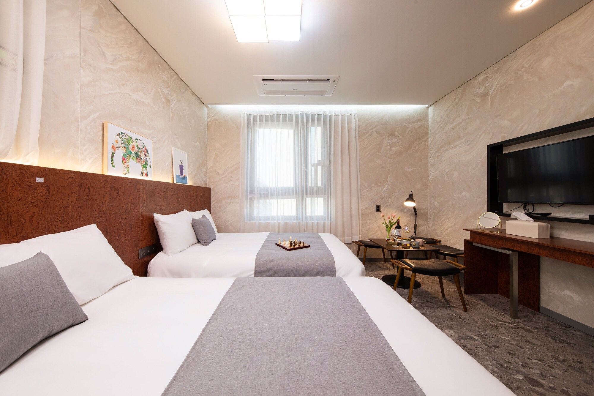 hotel dm