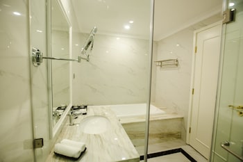 minh phu diamond palace hotel