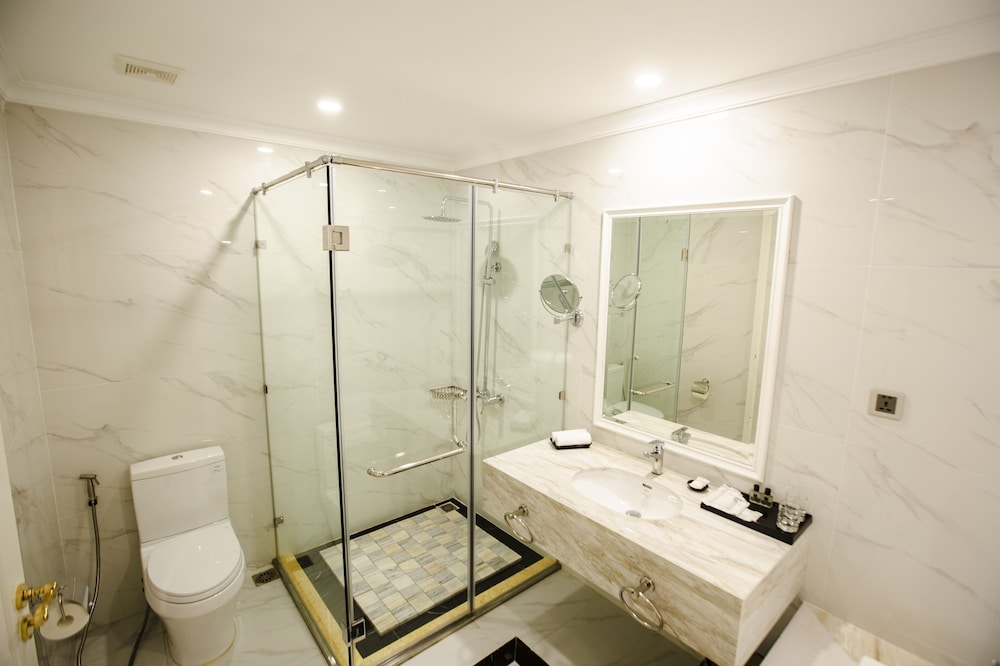 minh phu diamond palace hotel