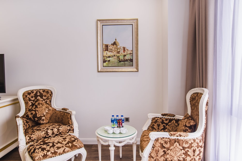 minh phu diamond palace hotel