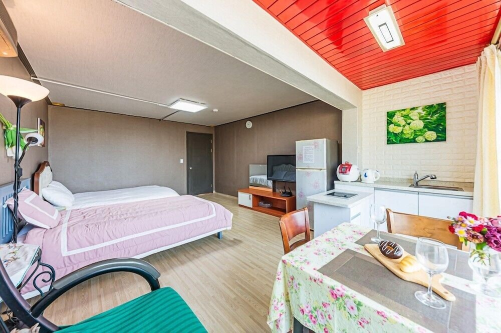 yangyang silver sea pension