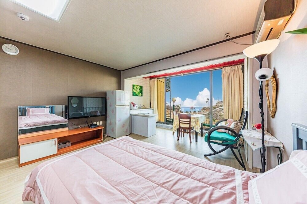 yangyang silver sea pension