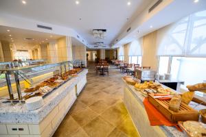 golden beach resort hotel