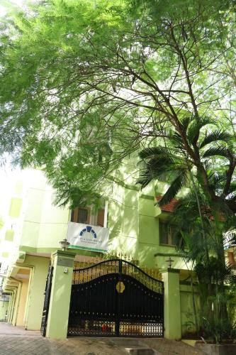 swarna sudarshan serviced apartmetns adyar