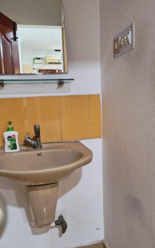 swarna sudarshan serviced apartmetns adyar