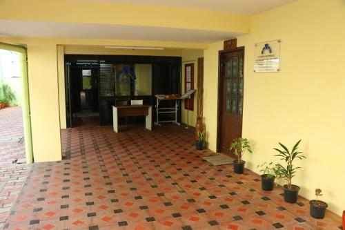 swarna sudarshan serviced apartmetns adyar
