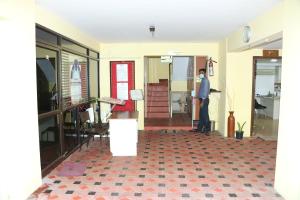 swarna sudarshan serviced apartmetns adyar
