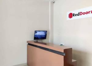 Reddoorz Near Taman Wisata Alam Punti Kayu Palembang 2,,2 star