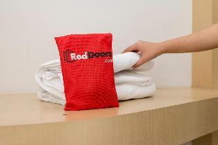 reddoorz near kejaksan station cirebon 3