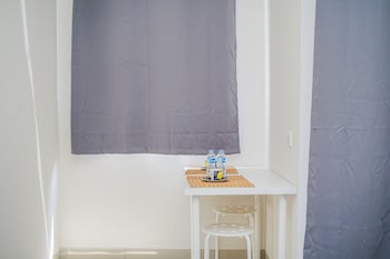 elegant studio parkland avenue apartment