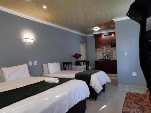 victoria guest lodge