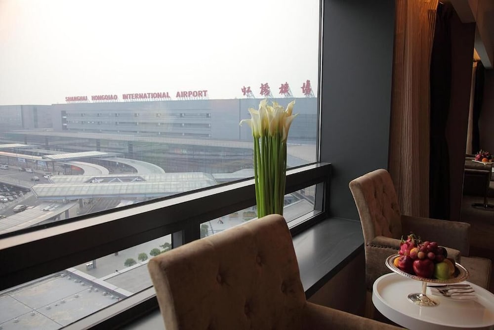 shanghai hongqiao airport hotel