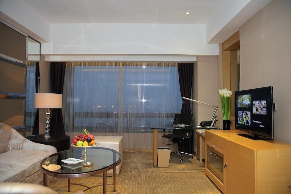 shanghai hongqiao airport hotel