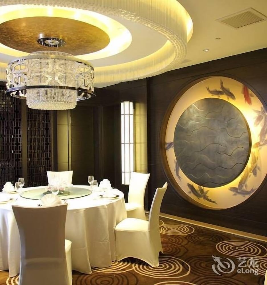 shanghai hongqiao airport hotel