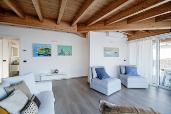 white attic by myhomeincomo