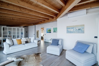 white attic by myhomeincomo