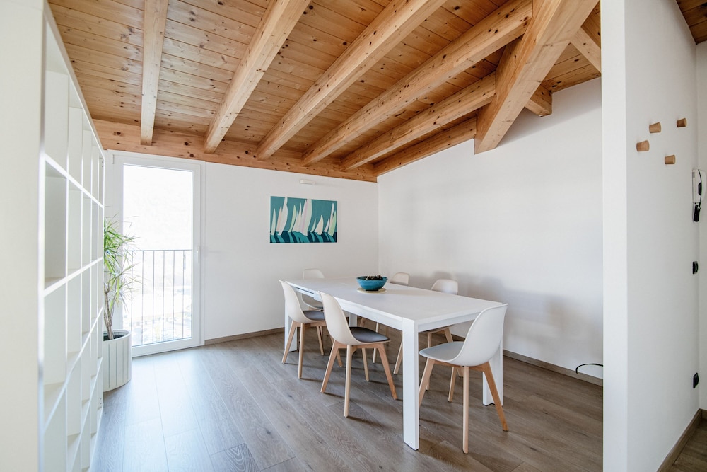 white attic by myhomeincomo