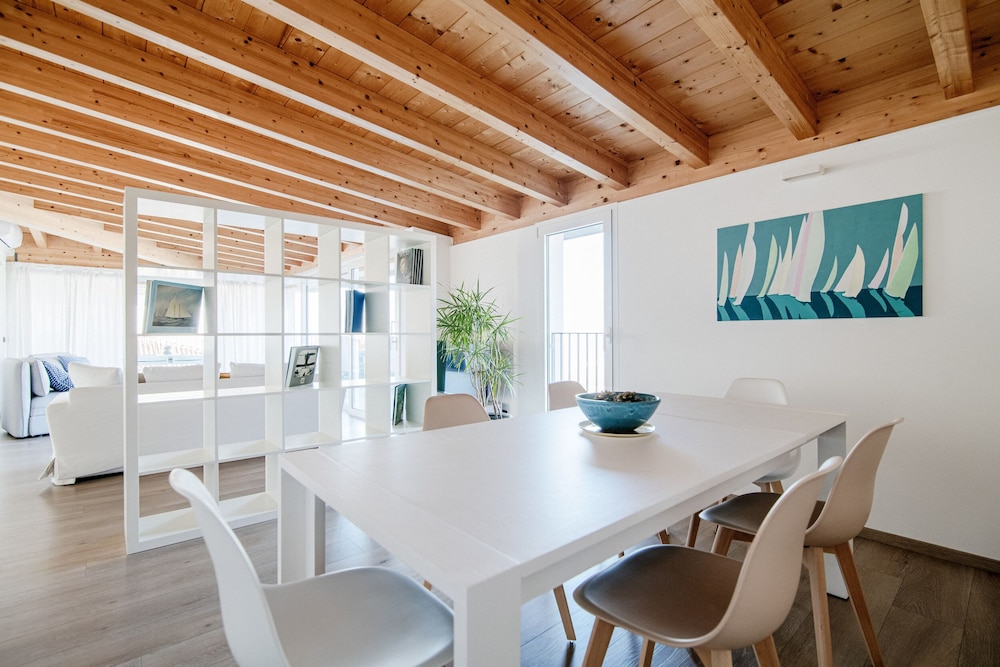 white attic by myhomeincomo