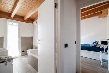 white attic by myhomeincomo
