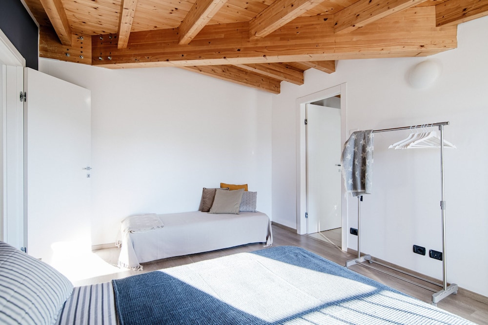 white attic by myhomeincomo