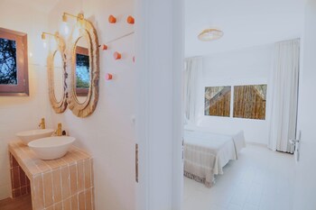 secret oasis ibiza