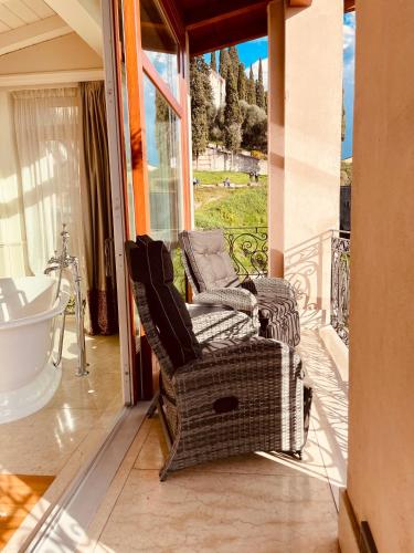 relais colle san pietro