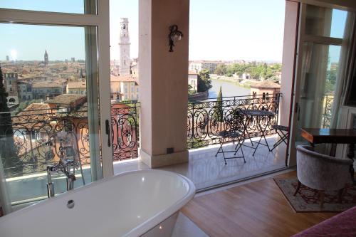 relais colle san pietro